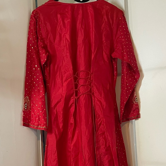 Dress made in India - Picture 4 of 7